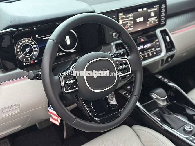 Kia Sorento 2.5 Signature 2022 màu đen