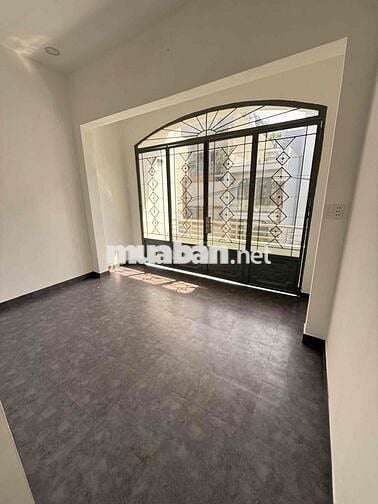 cần. bán nhà 3 tầng đường tô hiêu chính chủ