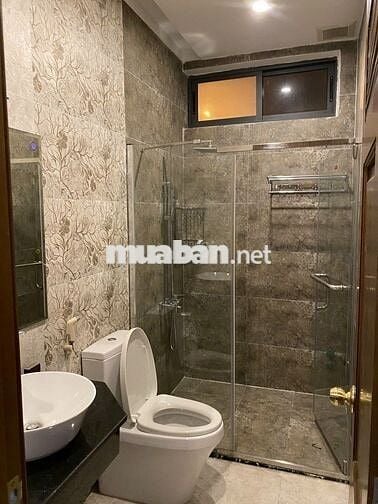 Thuê nhà 2 mặt tiền, 3 tầng chính chủ Số 20 Đường Bùi Quốc Hưng