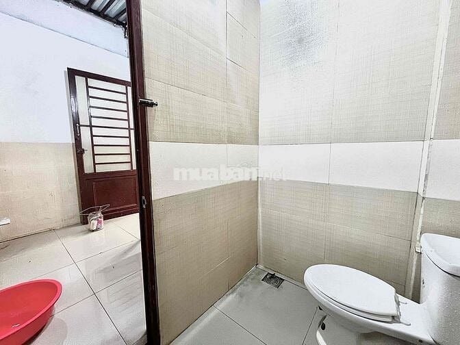 chính chủ cho thuê 1PN riêng, có sẵn máy lạnh kệ bế 57/27 Tô Hiệu