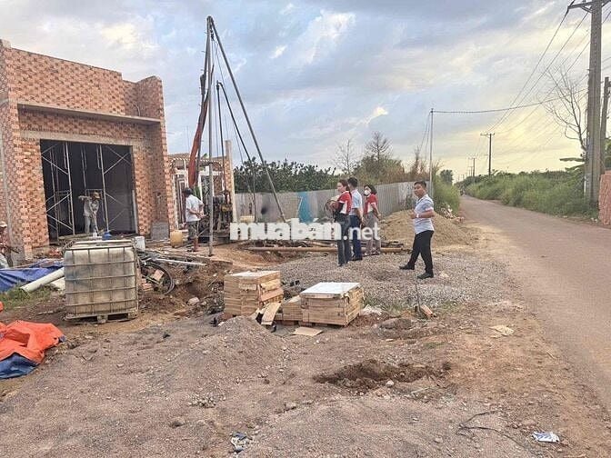 BÁN ĐẤT MT KINH DOANH GIÁP SÂN BAY LONG THÀNH