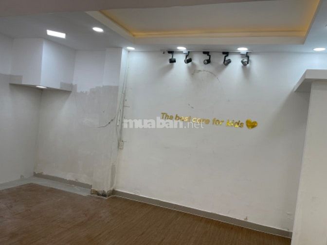 Mặt bằng cho thuê 2 căn góc thông nhau 361/1A Nguyễn Đình Chiểu q3