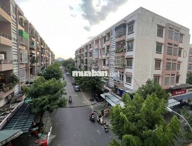 BÁN GẤP CĂN HỘ SƠN KỲ - THANG BỘ