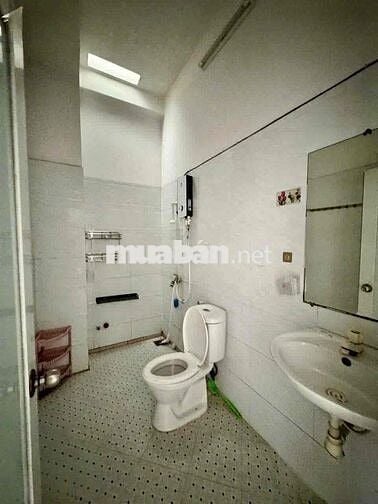 cho thuê nhà nguyên căn - MT đường số 11, BHH, quận Bình Tân