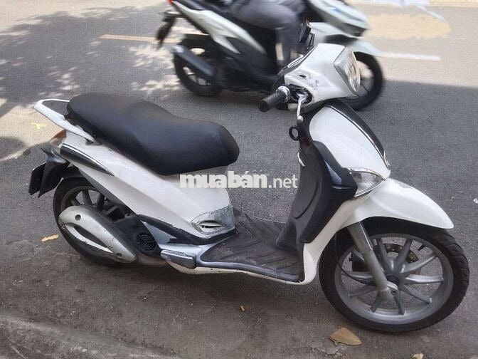 Piaggio Liberty Trắng Tự động