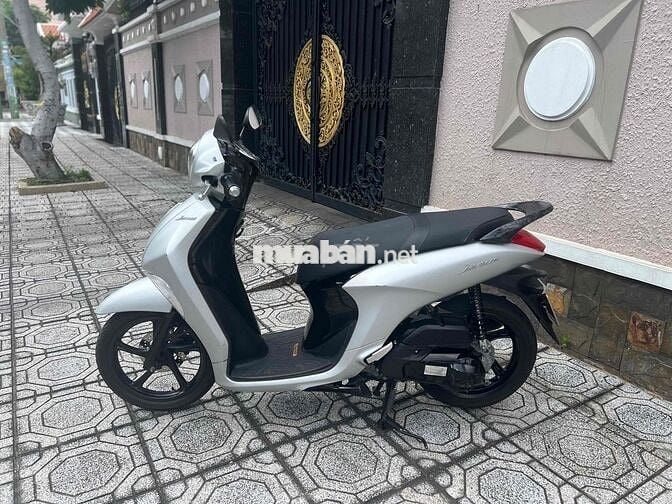 Bán YAMAHA Janus 124cc , màu bạc , dkld 08/2018