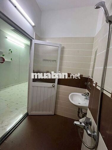 Cho Thuê Phòng Trọ/CHDV, Giờ giấc tự do, ko chung chủ quận Tân Phú