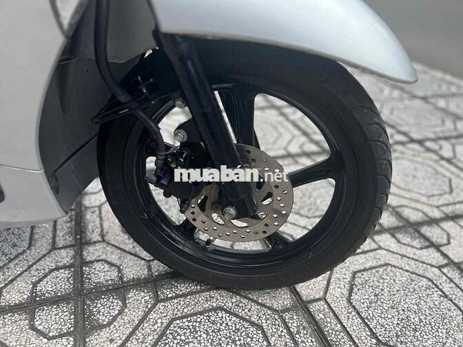Bán YAMAHA Janus 124cc , màu bạc , dkld 08/2018