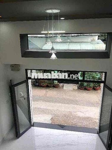 5X15 NHÀ 3 TẦNG NGỢP BANK ĐƯỜNG THÔNG XE TẢI NGUYỄN VĂN QUÁ GIÁ CỰC TO