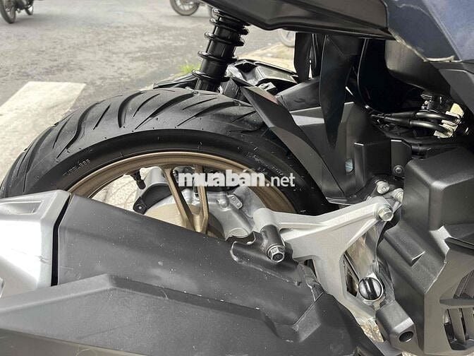 VARIO 125/10/2024 BSTP mới 95% 9 chủ