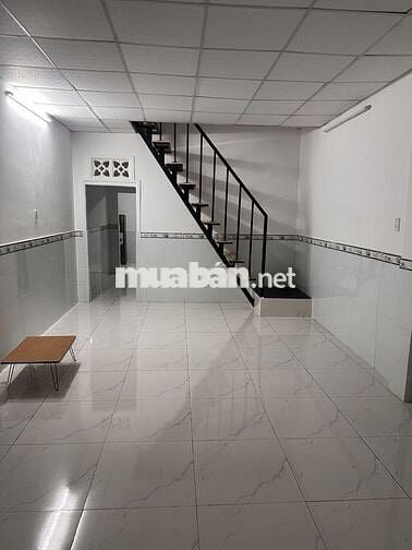 Trống 1pn trong nhà nguyên căn 100m2