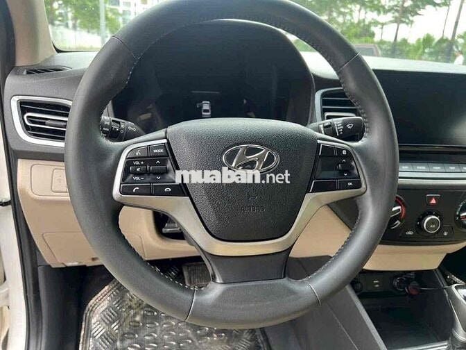 Hyundai Accent 2021 1.4 AT - 72000 km  bao zin