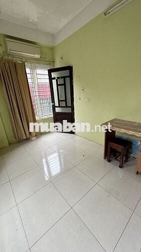 Cho nữ thuê phòng phố Cự lộc gần Royan city