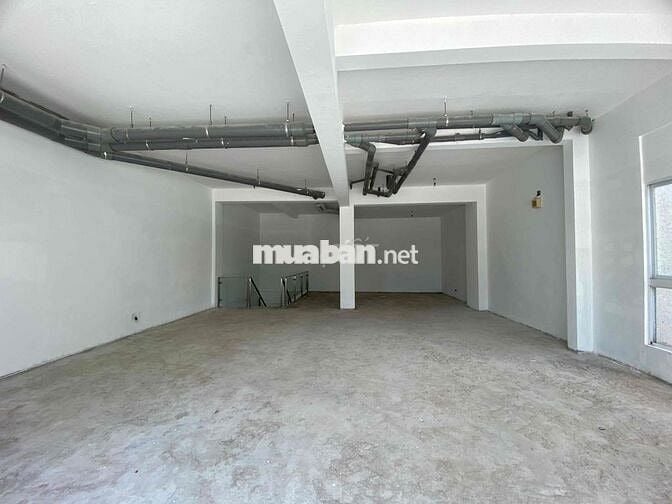 Mặt bằng kinh doanh 210m2 Nguyễn Lương Bằng Phú Mỹ Hưng Q7