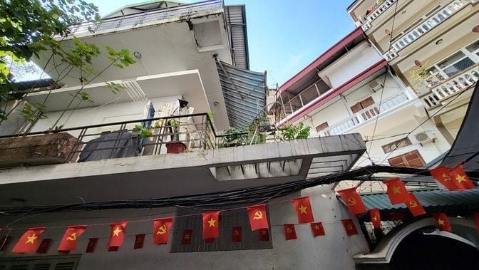 Mặt Ngõ 55 Hoàng Hoa Thám –  Ô TÔ - 71 M- 3 T – MT 6 M – Giá 20.8 Tỷ. 