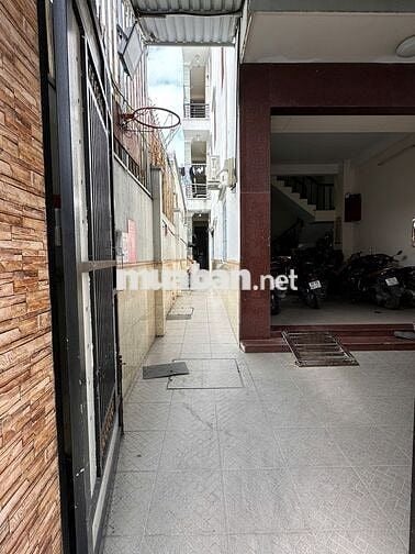 Chính chủ bán nhà có 17 phòng trọ đều đặn 50 triệu/tháng giá 17 tỷ