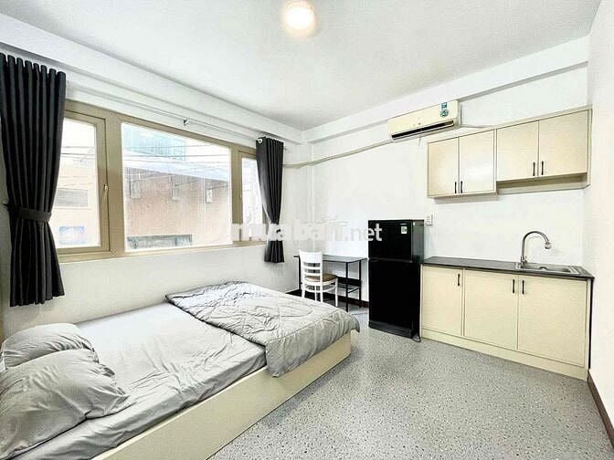 Cho thuê phòng CỬA SỔ LỚN ngay Phạm Ngũ Lão Q1 gần BẾN THÀNH - CV 23/9