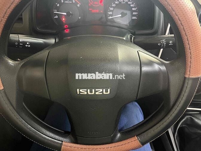 Isuzu Mu X 2017 2.5 MT - 60000 km