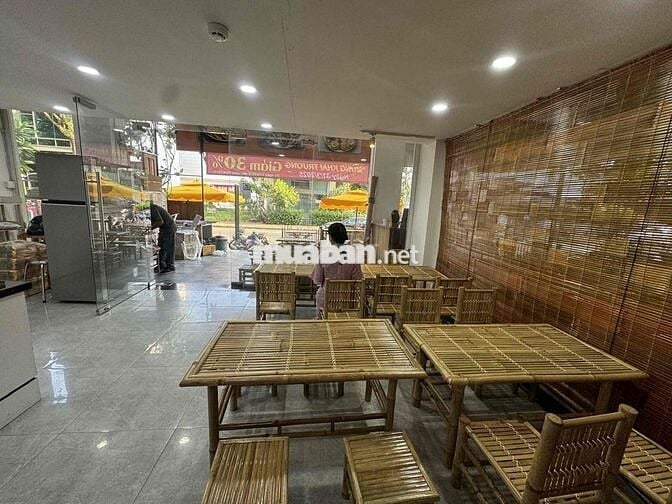 Nhượng lại mặt bằng kinh doanh hơn 50m2 tại Phú Mỹ Hưng, Q7