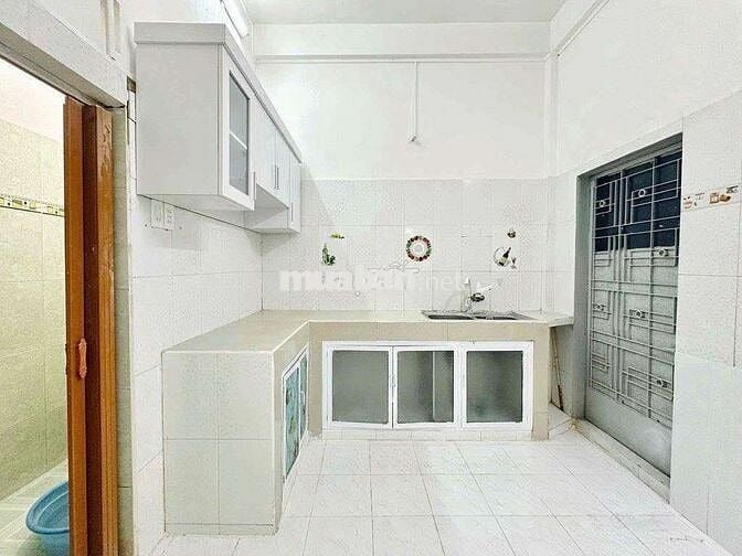 Nhà Phú Nhuận Thích Quảng Đức gần Nguyễn Kiệm Phan Đăng Lưu