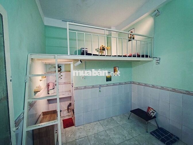 Phòng cho thuê giá rẻ, giờ giấc tự do, xe, wifi miễn phí , ko phí q lý