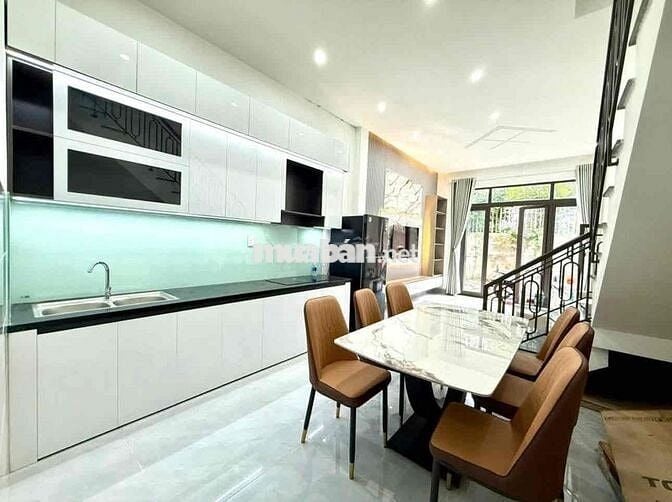 BÁN NHÀ SẴN NỘI THẤT DỌN VÀO Ở LIỀN TẠI CHỢ TÂN HIỆP TÂN UYÊN