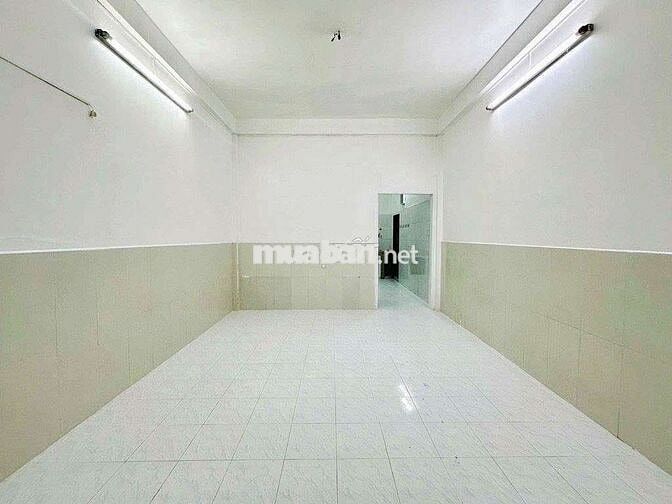 Nhà Phú Nhuận Thích Quảng Đức gần Nguyễn Kiệm Phan Đăng Lưu