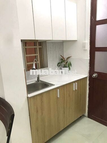 Phòng full nội thất, máy lạnh, gác