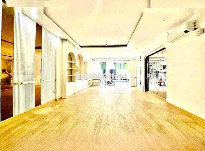 SIÊU PHẨM NHÀ ỐP KÍNH - 65F Út Tịch, P.4, TB, 5.5x20m - chỉ 40 triệu