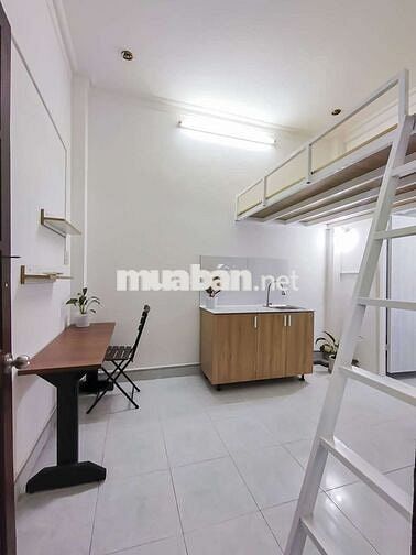 Phòng full nội thất, máy lạnh, gác