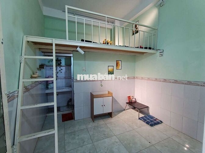 Phòng cho thuê giá rẻ, giờ giấc tự do, xe, wifi miễn phí , ko phí q lý