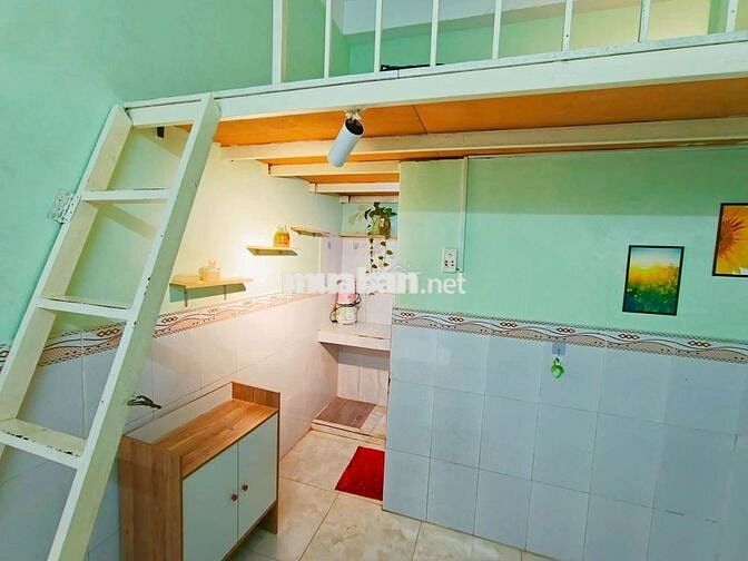 Phòng cho thuê giá rẻ, giờ giấc tự do, xe, wifi miễn phí , ko phí q lý