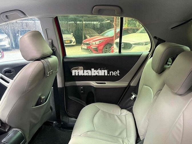 Toyota Yaris 2007 - 18000 km