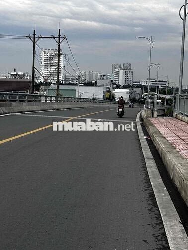 Bán MT kinh doanh - Lê Văn Lương - P.Tân Phong - Q7 - 161m2 - 12.x Tỷ