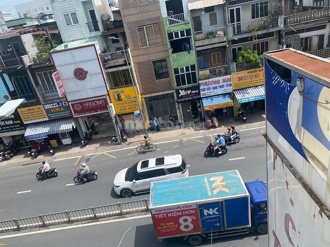 Bán nhà MT 81 LÝ THÁI TỔ P1Q10 4 TẦNG