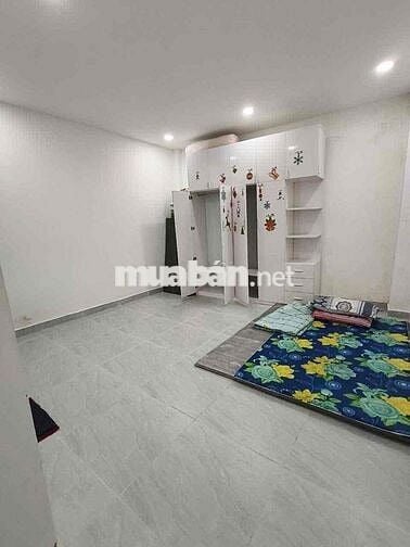 GẦN VẠN PHÚC NHÀ 4,5X23M 1 LẦU 3PN 2WC SÂN ĐỂ Ô TÔ Ở LÀM VĂN PHÒNG CTY