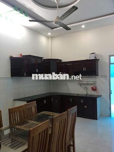 Cho thuê nhà HXH 4m, đường Dương thị mười , quận 12 .