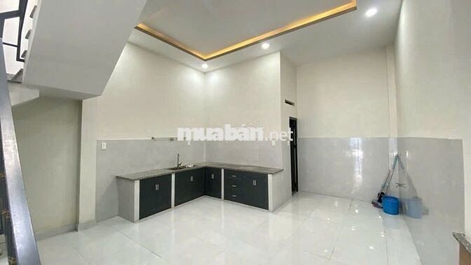 NHÀ HXT, NGANG 5M, NỞ HẬU, Đ.NGUYỄN ẢNH THỦ, P.HT, DIỆN TÍCH LỚN