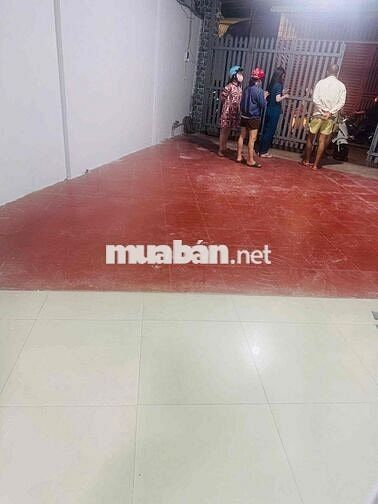 Cho Thuê Nhà (2PN,sân xe hơi), gần Chợ Đêm Biên Hùng