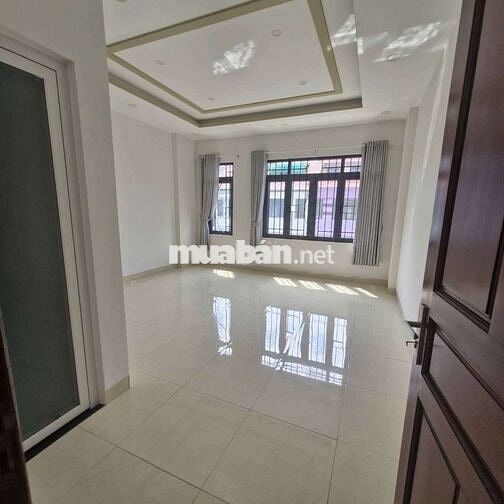 NHÀ MẶT TIỀN KDC ĐÔNG ĐÚC VỪA Ở VỪA KD, 1TRỆT 3LẦU 5X18M 5PN 5WC