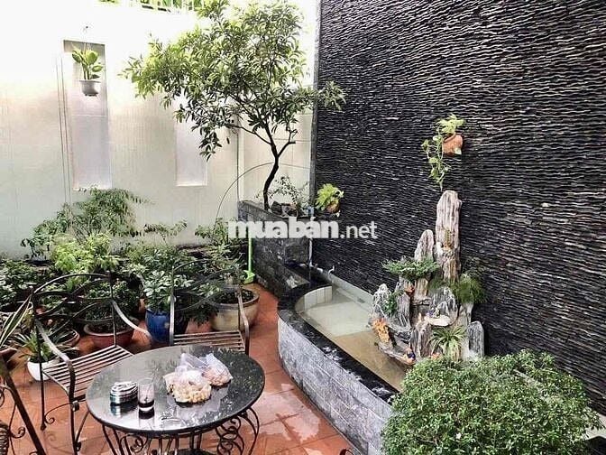 Cho Thuê Biệt Thự DT 9x16 1Trệt 1Lầu 3Pn 3Wc Sân Đậu Ôtô Gần Chợ VL