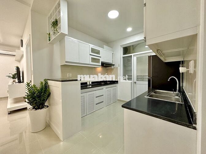 Cho thuê CC Sky Garden 3, 2PN, 12 triệu, 56m2 tại Tân Phong, Q7, HCM