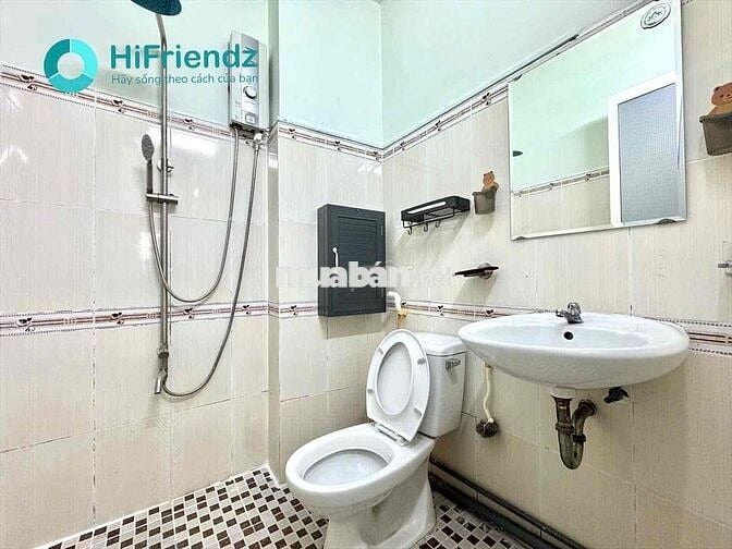 Căn Hộ mini 2 Phòng Ngủ lớn có Ban công đón nắng kế cầu Chữ Y Quận 5