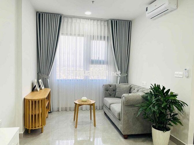 BÁN GẤP CĂN HỘ ĐÃ CÓ SỔ, TẶNG HẾT NỘI THẤT CAO CẤP, CHO THUÊ 4.5TR