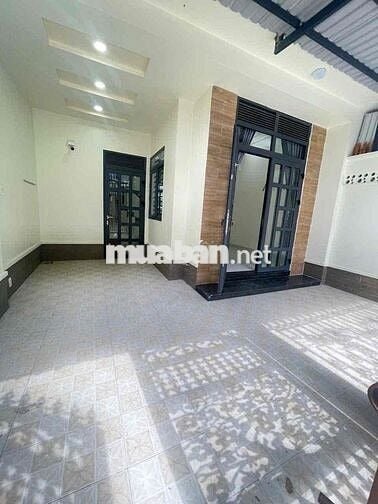 Nhà lầu 3 phòng 3 máy lạnh KDC Nam Long 2