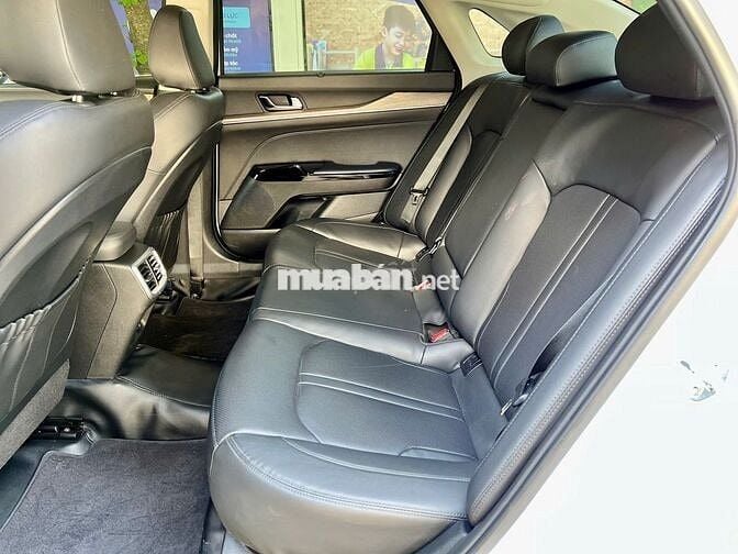 Kia K5 2.0AT Luxury 2022