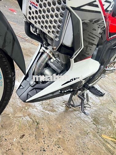 Honda Sonic 150 Đen bóng, Đỏ, Trắng