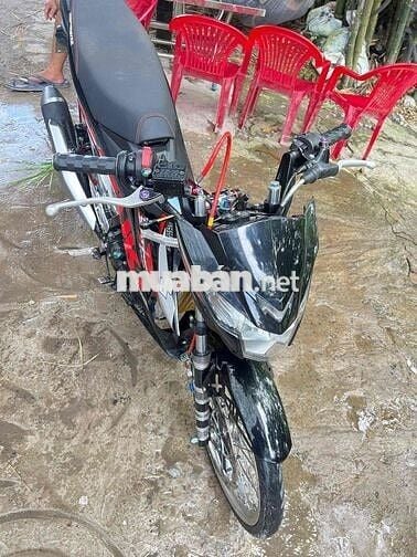 Suzuki Satria 150 Kiểng Đỏ đen bóng