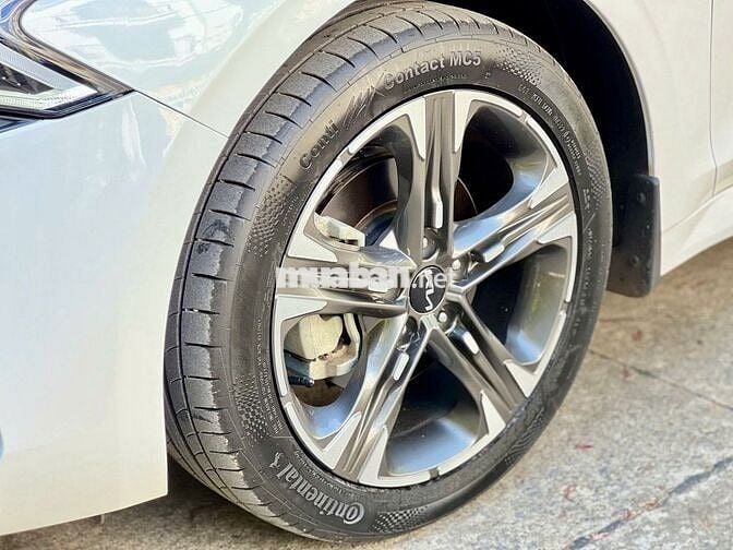 Kia K5 2.0AT Luxury 2022