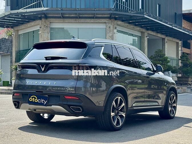 VinFast Lux SA Premium - 2020 - Màu xám - 7v5km
